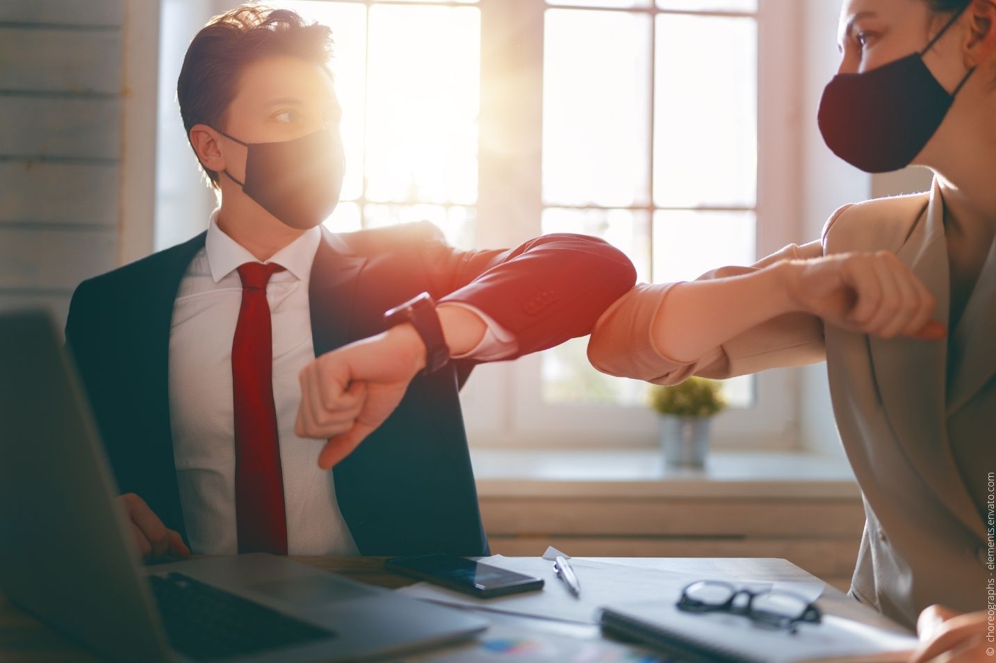 Wie Unternehmen mit Zoho Workdrive Ihre Arbeit automatisieren