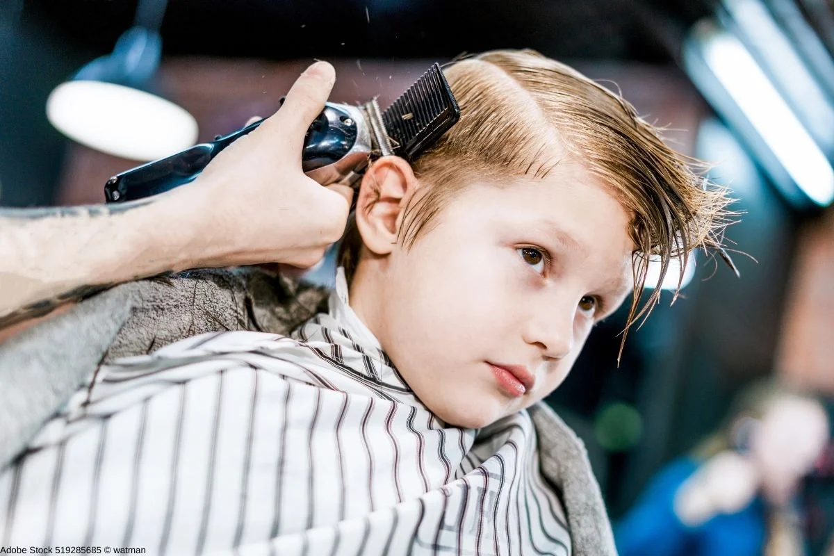 Kindern Haare schneiden